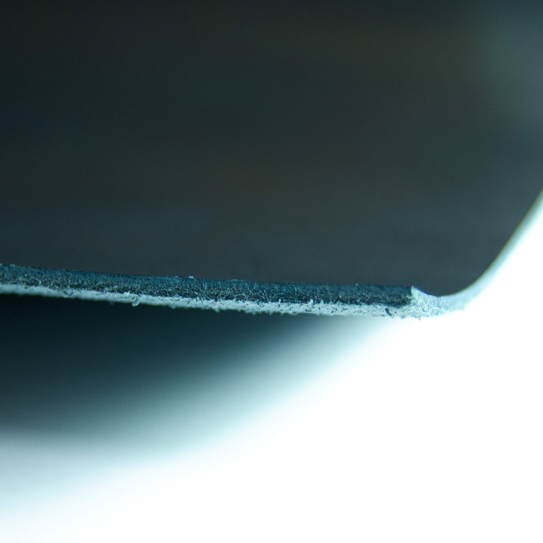 栃木レザー(トチギレザー)の栃木レザー ダークネイビー A5サイズ(約14.8×21cm)2枚 オイルレザー ハンドメイドの素材/材料(生地/糸)の商品写真