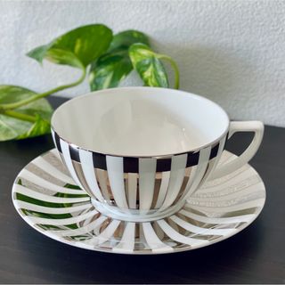 ウェッジウッド(WEDGWOOD)の【美品】ウェッジウッド×ジャスパーコンラン カップ&ソーサー(食器)