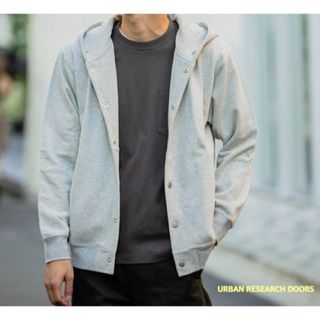 アーバンリサーチドアーズ(URBAN RESEARCH DOORS)の★URBAN RESEARCH DOORS スナップパーカー★サイズ38(パーカー)