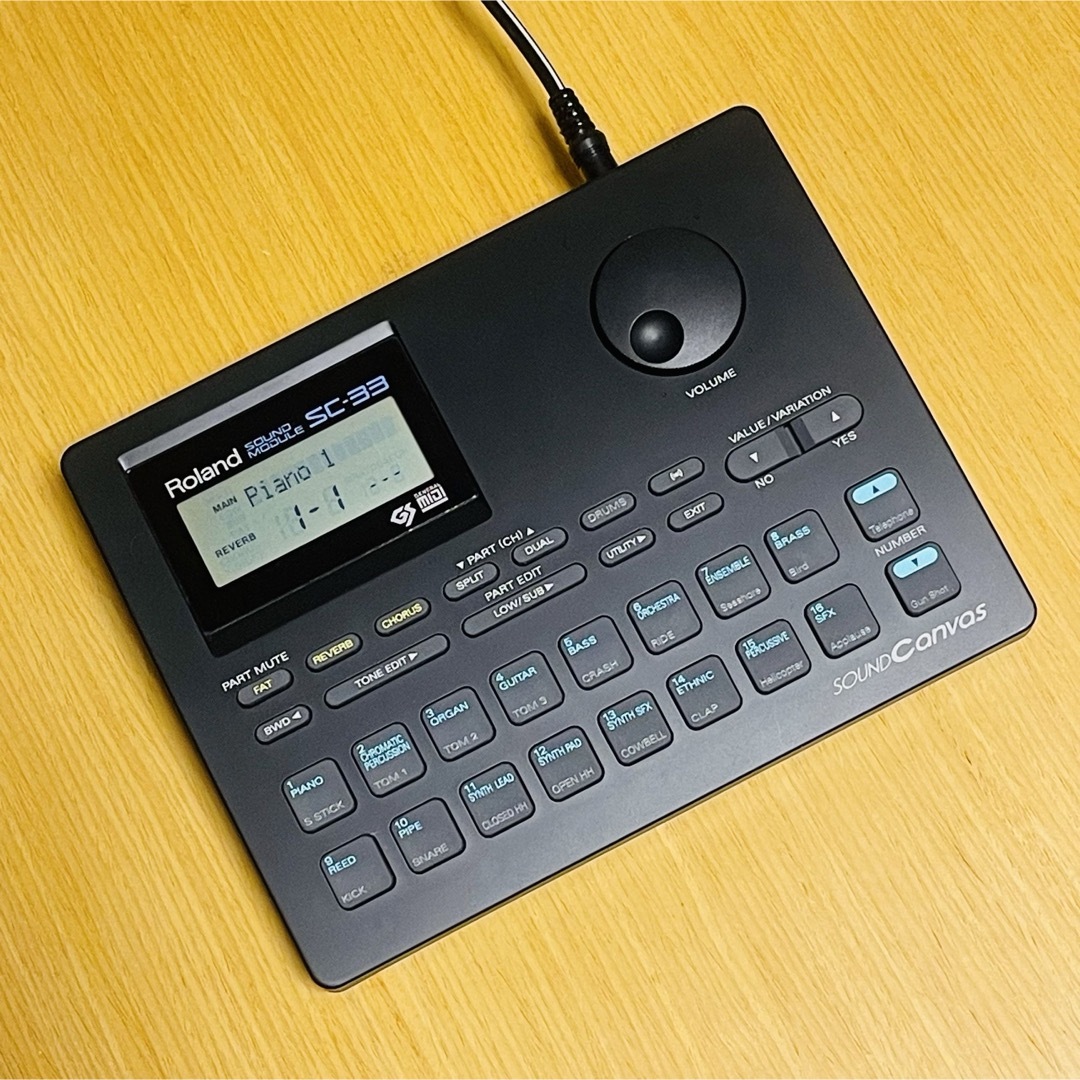 Roland(ローランド)の【美品】ローランド SC-33 サウンドモジュール Sound Canvas 楽器のDTM/DAW(音源モジュール)の商品写真