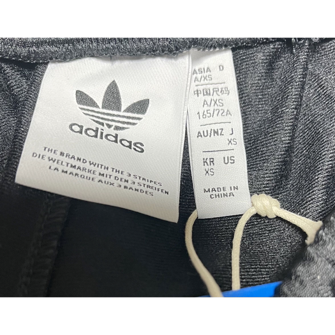 Originals（adidas）(オリジナルス)のXS新品ブラック常田大希着用トラックパンツadidasジャージ ベッケンバウアー メンズのパンツ(その他)の商品写真