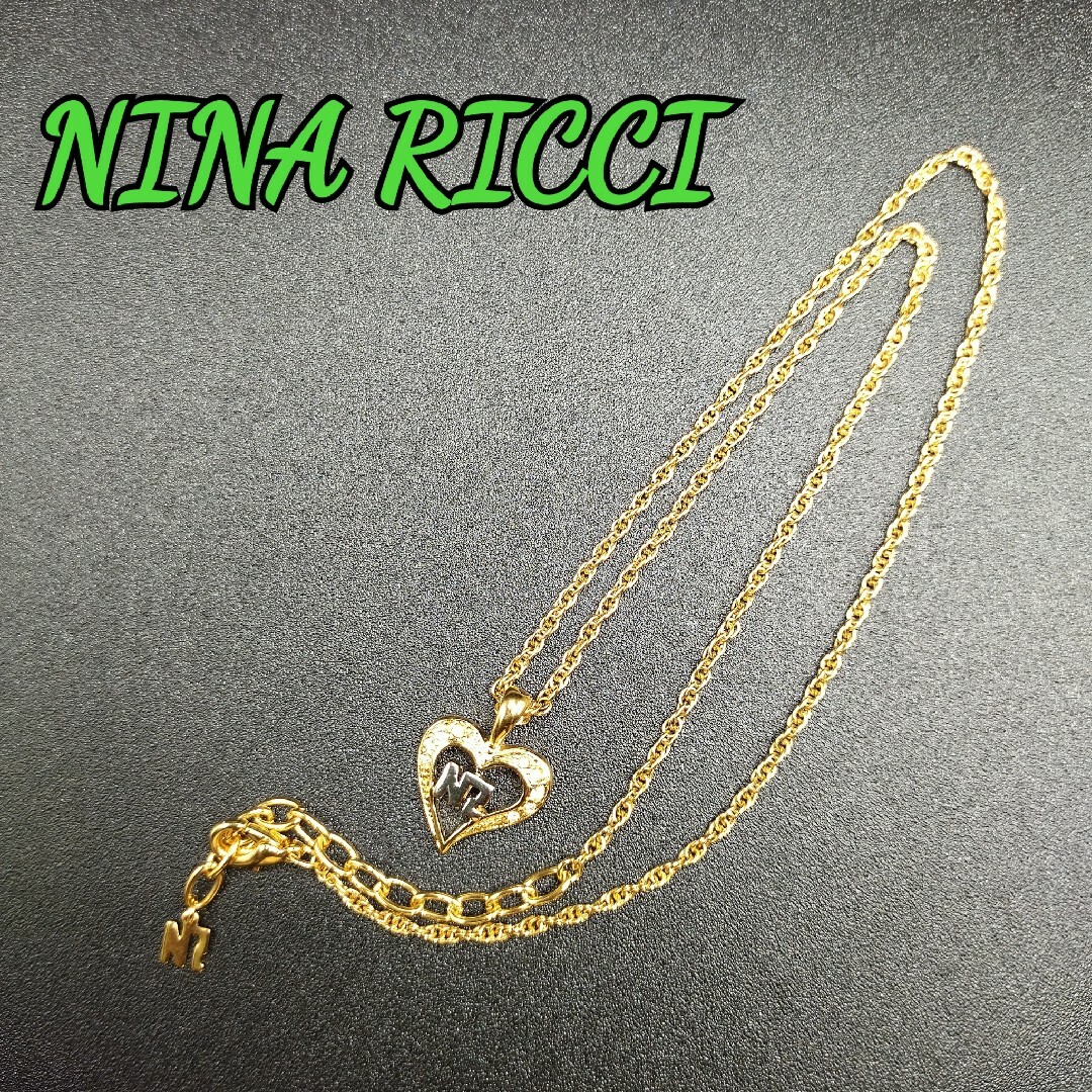 NINA RICCI(ニナリッチ)の《極美品》ニナリッチ ネックレス ハート ペンダント キラキラ ロゴ ゴールド レディースのアクセサリー(ネックレス)の商品写真