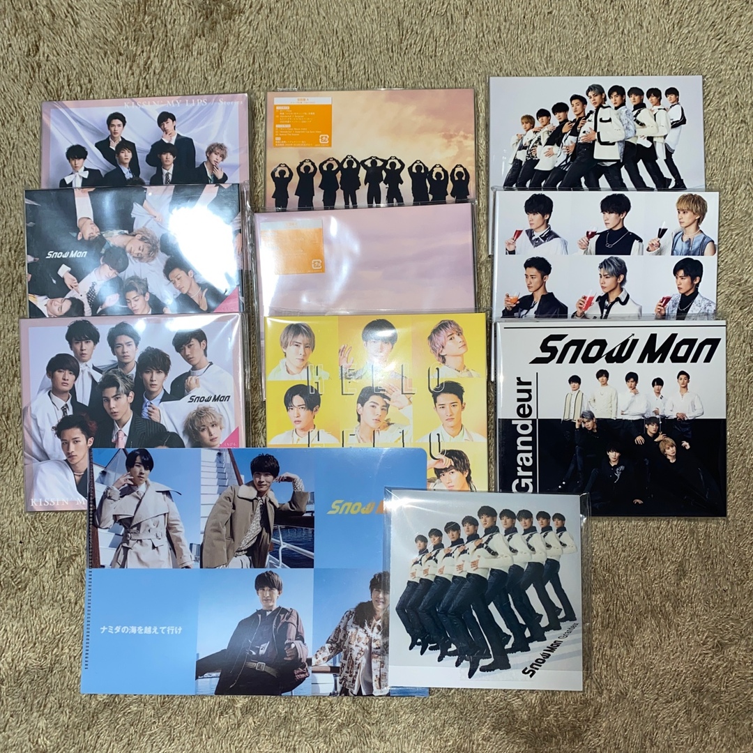 Johnny's(ジャニーズ)のSnowMan CD9枚まとめ売り エンタメ/ホビーのタレントグッズ(アイドルグッズ)の商品写真