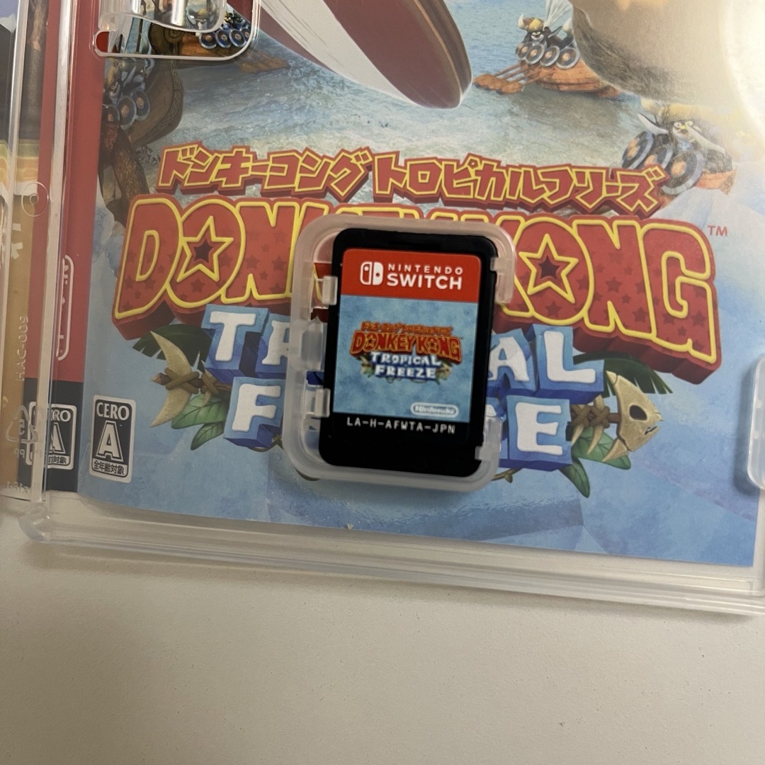 Nintendo Switch(ニンテンドースイッチ)のドンキーコング トロピカルフリーズ エンタメ/ホビーのゲームソフト/ゲーム機本体(家庭用ゲームソフト)の商品写真