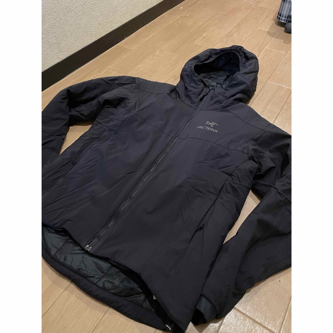 ARC'TERYX(アークテリクス)のARCTERYX  Atom AR Hoody  Men's サイズ XS メンズのジャケット/アウター(ダウンジャケット)の商品写真