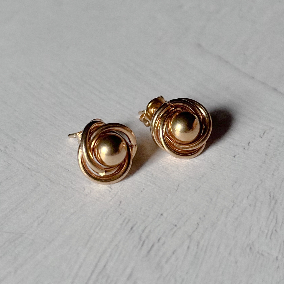 theory(セオリー)のTriple knot pierce gold No.1213 レディースのアクセサリー(ピアス)の商品写真