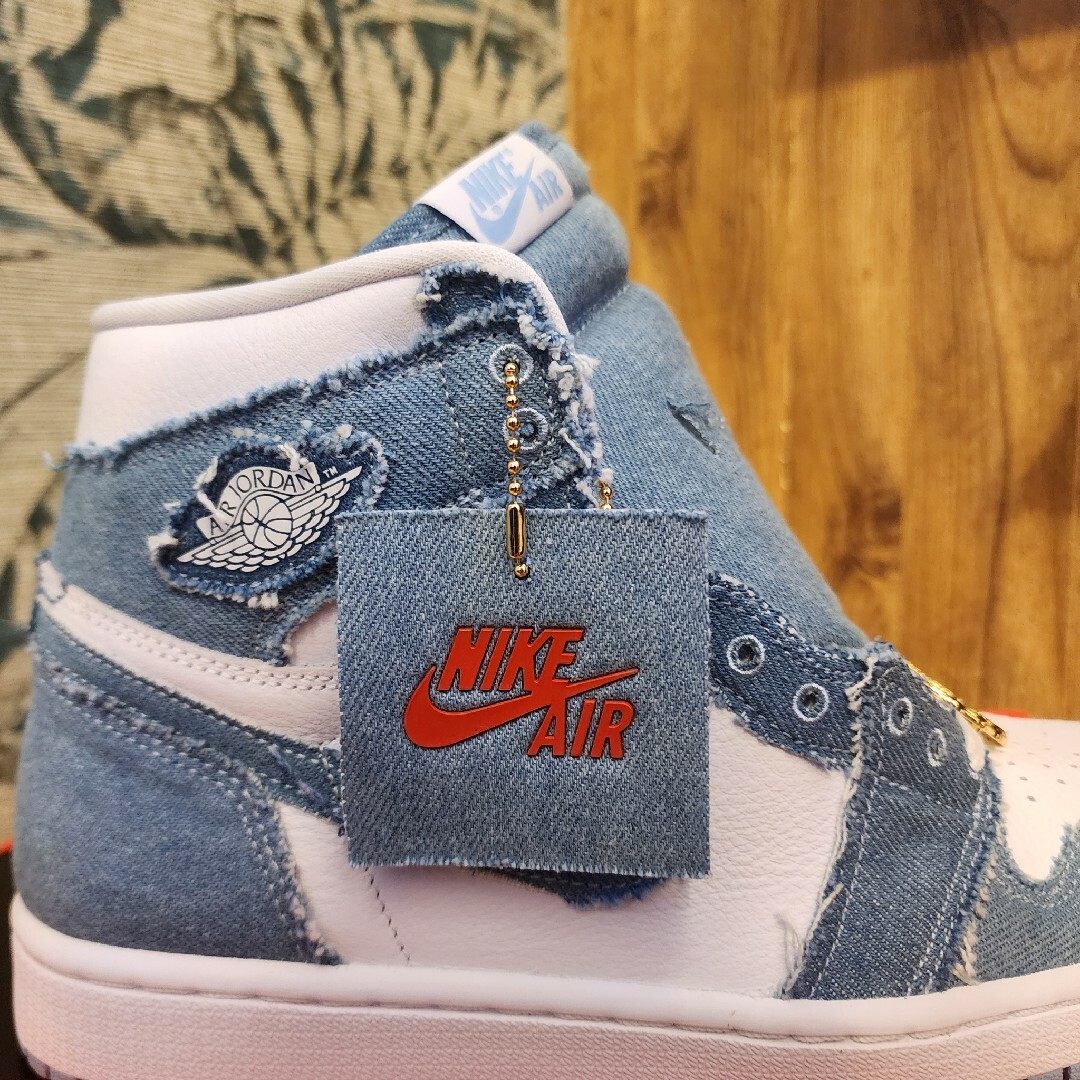 NIKE - ナイキ ウィメンズ エアジョーダン1 ハイ OG デニム NIKE - ナイキ ウィメンズ エアジョーダン1 ハイ OG デニム