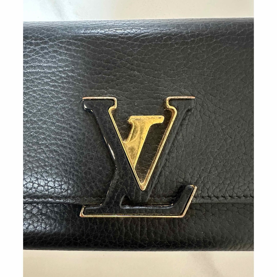 LOUIS VUITTON(ルイヴィトン)のルイヴィトン　ポルトフォイユ　カプシーヌ　トリヨン　長財布　ブラック　ピンク レディースのファッション小物(財布)の商品写真