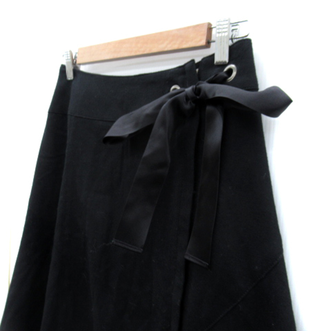 UNTITLED(アンタイトル)のアンタイトル UNTITLED フレアスカート ひざ丈 ウール 2 黒 ブラック レディースのスカート(ひざ丈スカート)の商品写真