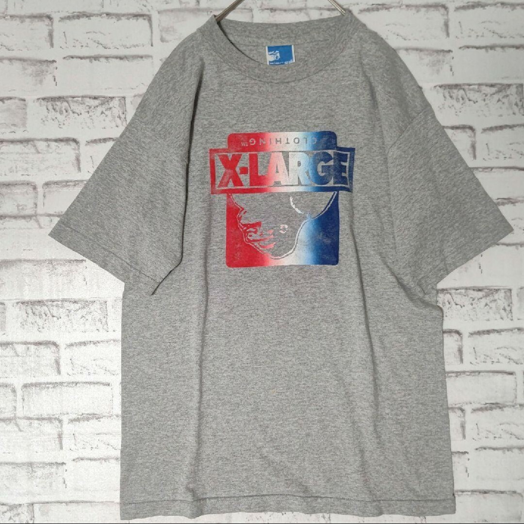 XLARGE(エクストララージ)のX-LARGE　ロゴ　逆さ　Mサイズ ラージ　エクストララージ　グレー　Tシャツ メンズのトップス(Tシャツ/カットソー(半袖/袖なし))の商品写真