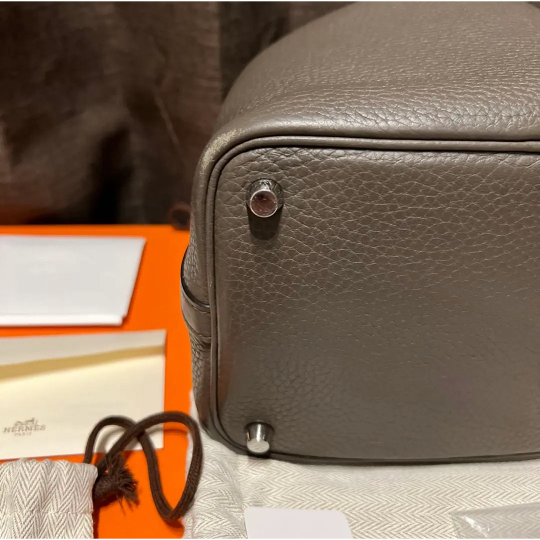 Hermes(エルメス)のピコタンpm エトゥープ レディースのバッグ(ハンドバッグ)の商品写真