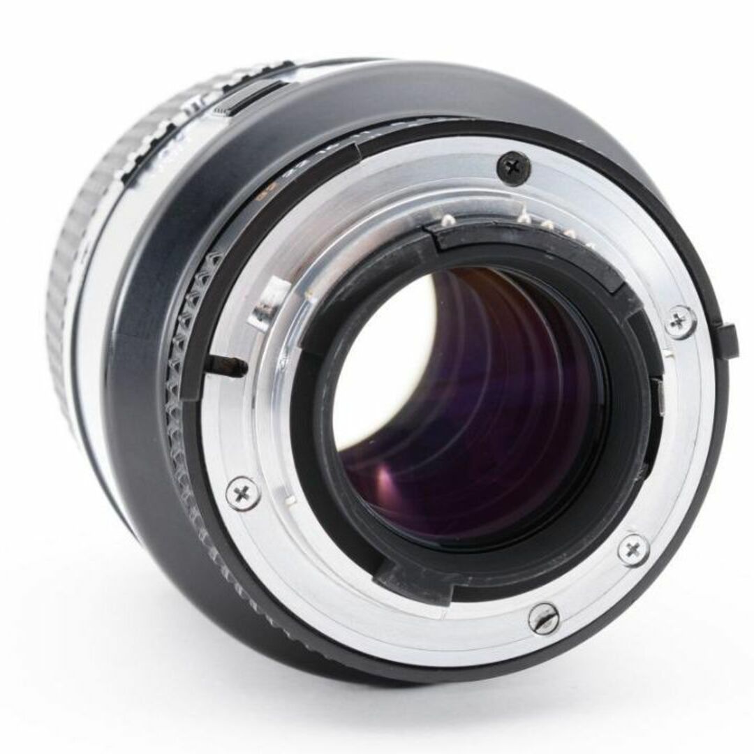 Nikon(ニコン)の❁美品❁中望遠単焦点レンズ❁ ニコン Nikon AF 105mm F2.8 スマホ/家電/カメラのカメラ(レンズ(単焦点))の商品写真