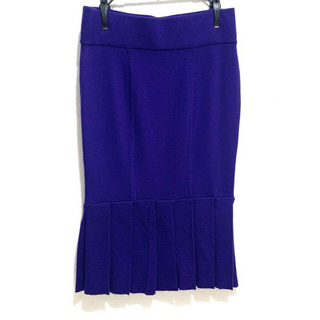スライ(SLY)のSLY タイト　プリーツスカート　美品　紫　パープル(ひざ丈スカート)