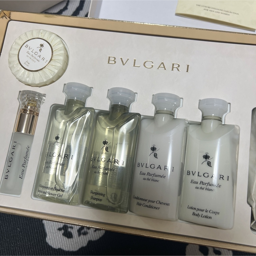 BVLGARI(ブルガリ)のブルガリ　オーデコロン　シャンプー　箱なし コスメ/美容の香水(香水(女性用))の商品写真