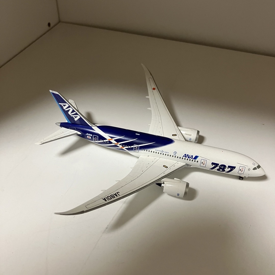 ANA(全日本空輸)(エーエヌエー(ゼンニッポンクウユ))の全日空商事 ANA Boeing787-8 特別塗装 エンタメ/ホビーのおもちゃ/ぬいぐるみ(模型/プラモデル)の商品写真