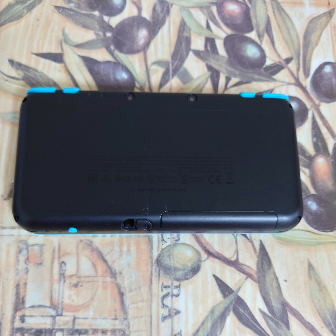 Newニンテンドー2DS LL 本体ブラック×ターコイズ液晶美品 Newニンテンドー2DS LL 本体ブラック×ターコイズ液晶美品