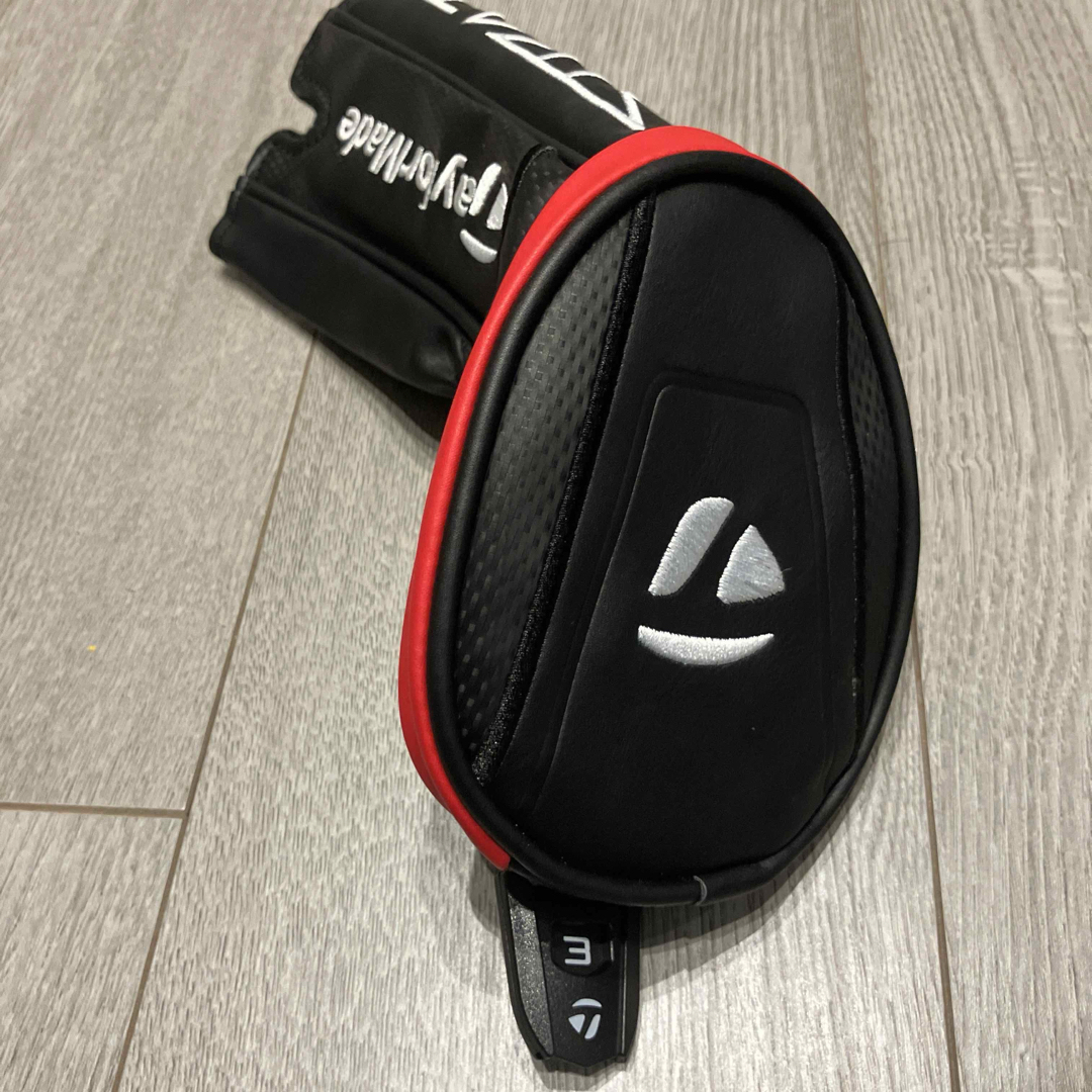 TaylorMade(テーラーメイド)のステルス　フェアウェイウッド用ヘッドカバー スポーツ/アウトドアのゴルフ(その他)の商品写真