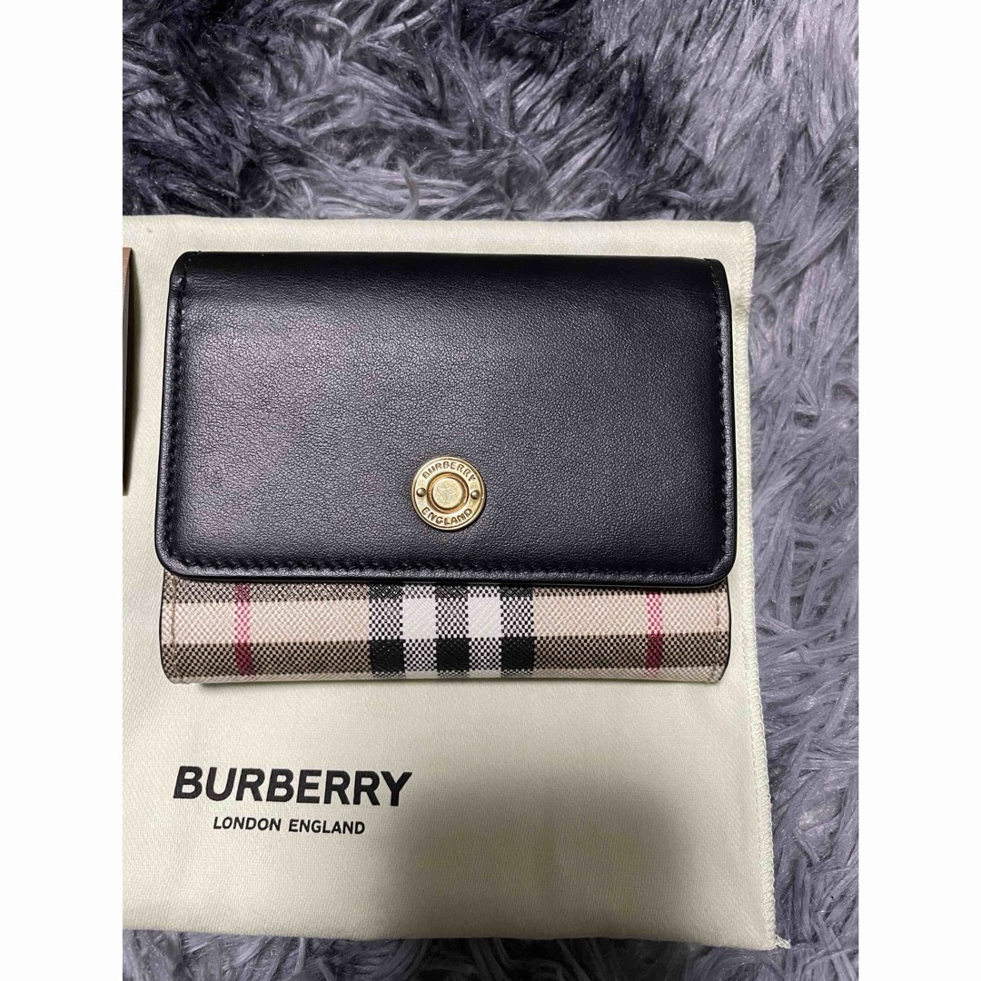 BURBERRY(バーバリー)のBURBERRY未使用 三つ折財布 ノバチェックブラック レディースのファッション小物(財布)の商品写真
