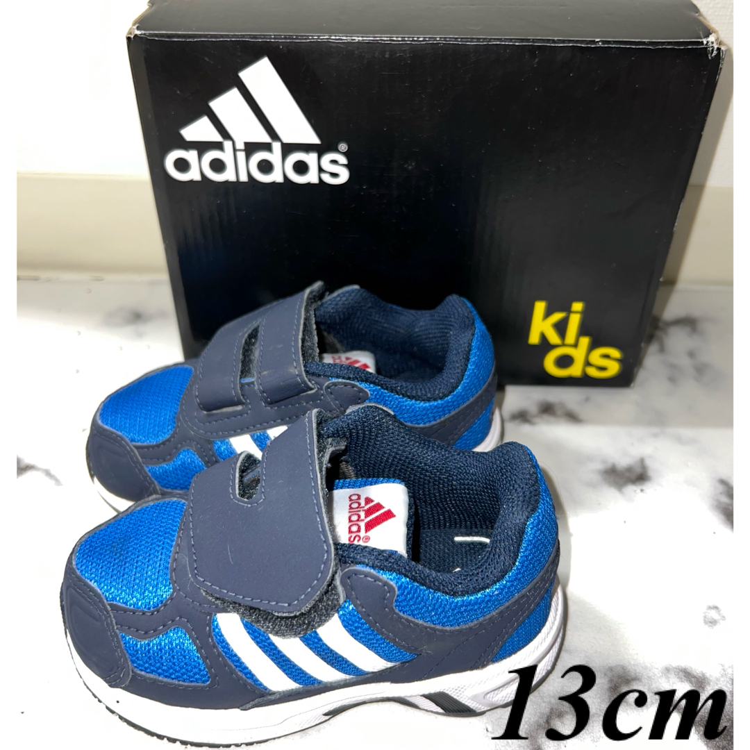 adidas(アディダス)のadidas キッズ　13センチ　スニーカー　青 キッズ/ベビー/マタニティのベビー靴/シューズ(~14cm)(スニーカー)の商品写真