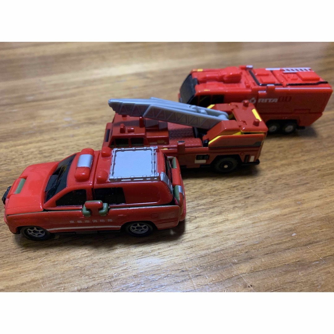 BANDAI(バンダイ)のバンダイ　VOOV  13台 キッズ/ベビー/マタニティのおもちゃ(電車のおもちゃ/車)の商品写真