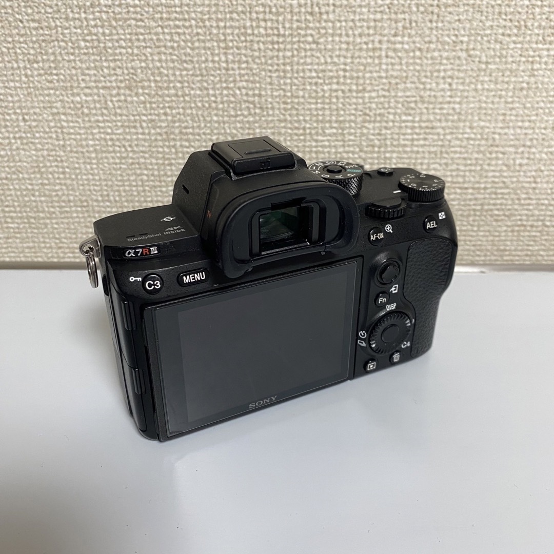 SONY(ソニー)のSony α7Riii ILCE-7RM3 スマホ/家電/カメラのカメラ(ミラーレス一眼)の商品写真