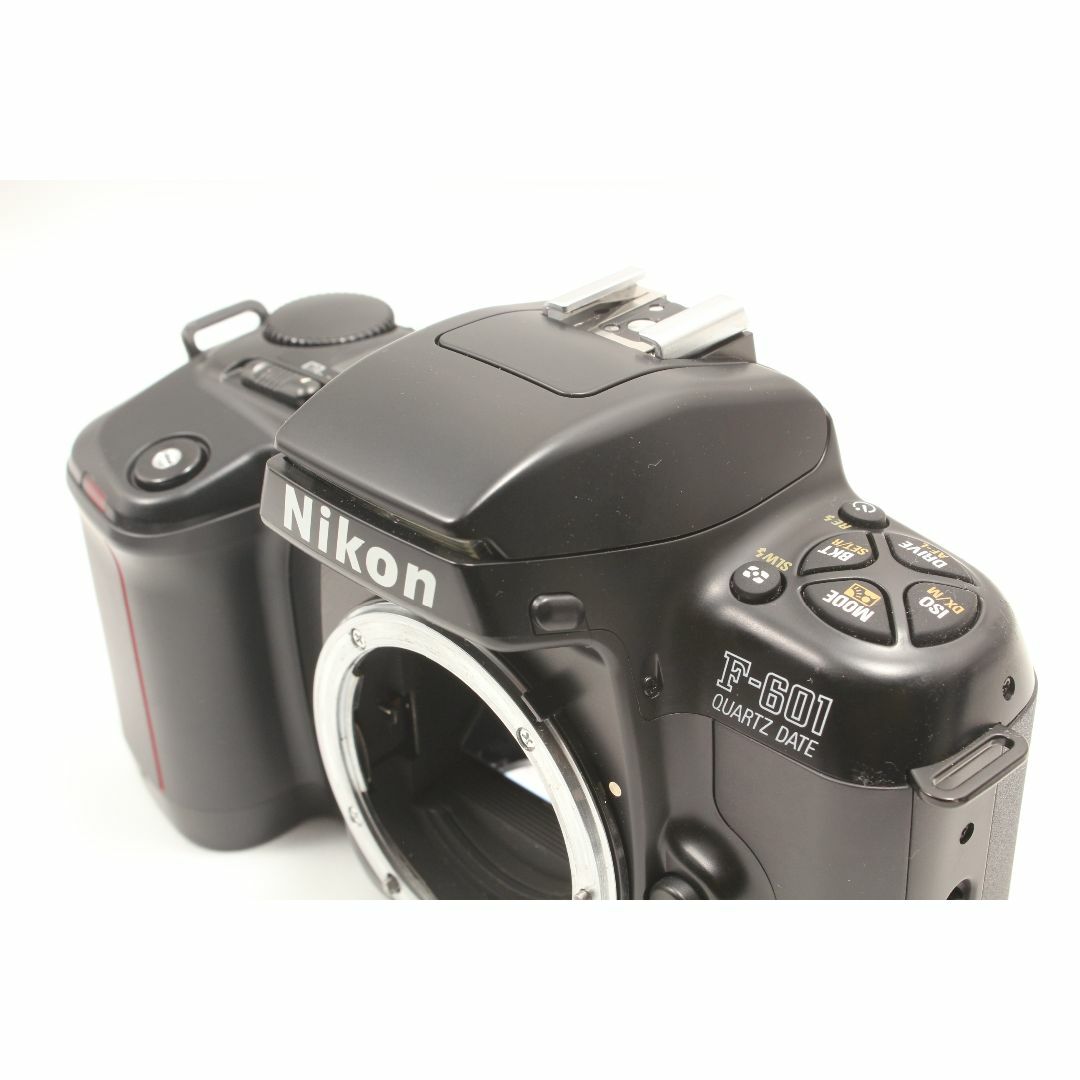 Nikon(ニコン)の美品 NIKON F-601 Quartz Date 動作確認済 スマホ/家電/カメラのカメラ(フィルムカメラ)の商品写真