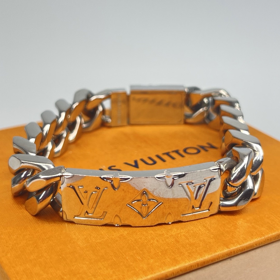 LOUIS VUITTON - LOUIS VUITTON (ルイヴィトン)ブレスレットの LOUIS VUITTON - LOUIS VUITTON (ルイヴィトン)ブレスレットの