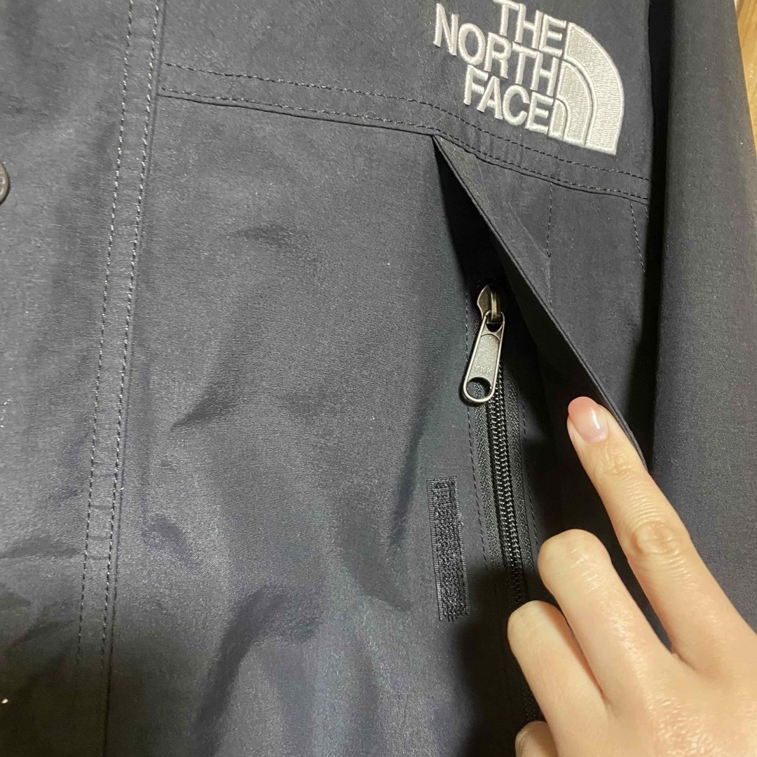 THE NORTH FACE(ザノースフェイス)のマウンテンライトジャケット　黒　Mサイズ メンズのジャケット/アウター(マウンテンパーカー)の商品写真