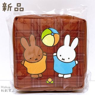 ミッフィー(miffy)のmiffy ミッフィー スクエア ポーチ チェック柄 タイトー ディックブルーナ(ポーチ)