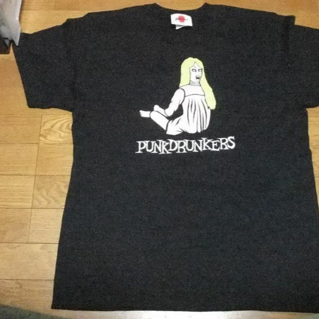 PUNK DRUNKERS(パンクドランカーズ)の未使用 パンクドランカーズ punkdrunkers ブリッジ階段 TシャツXL メンズのトップス(Tシャツ/カットソー(半袖/袖なし))の商品写真