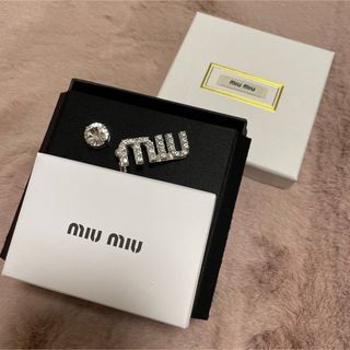 ミュウミュウ(miumiu)のmiumiuピアス(ピアス)