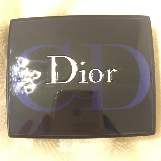 Dior(ディオール)の【ディオール★スキンシマーパウダー002★アンバーダイヤモンド】 コスメ/美容のベースメイク/化粧品(フェイスパウダー)の商品写真