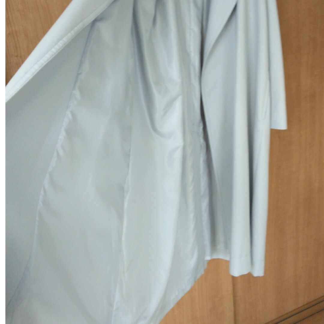 UNTITLEDボタンレス　トレンチコートサックスブルー　01 レディースのジャケット/アウター(トレンチコート)の商品写真