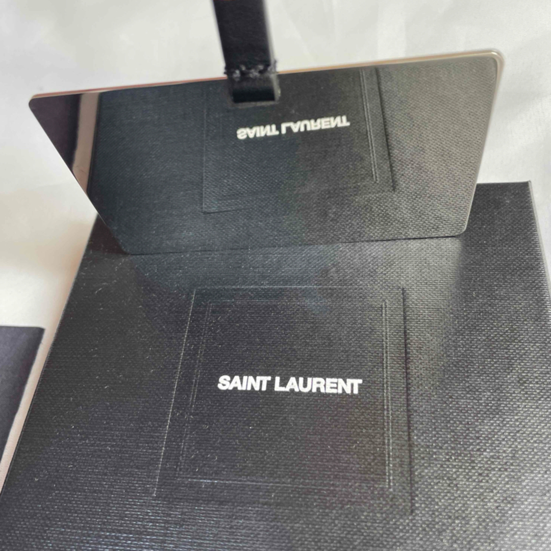 Saint Laurent(サンローラン)の新品未使用　サンローラン　ミラー　バニティー　ノベルティ　非売品　 レディースのファッション小物(ミラー)の商品写真