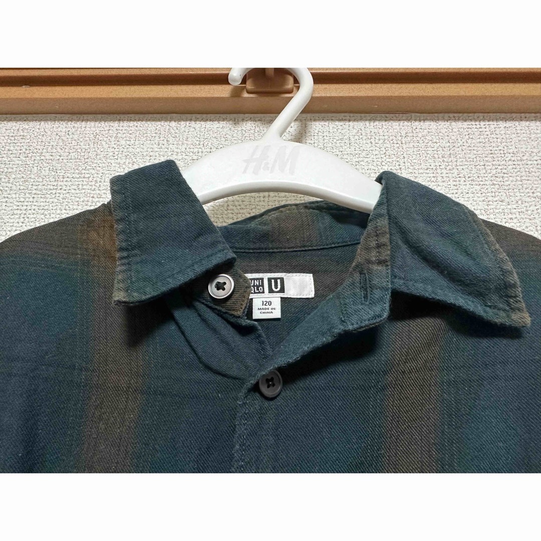 UNIQLO(ユニクロ)のユニクロユー　チェックシャツ　120 キッズ/ベビー/マタニティのキッズ服男の子用(90cm~)(カーディガン)の商品写真