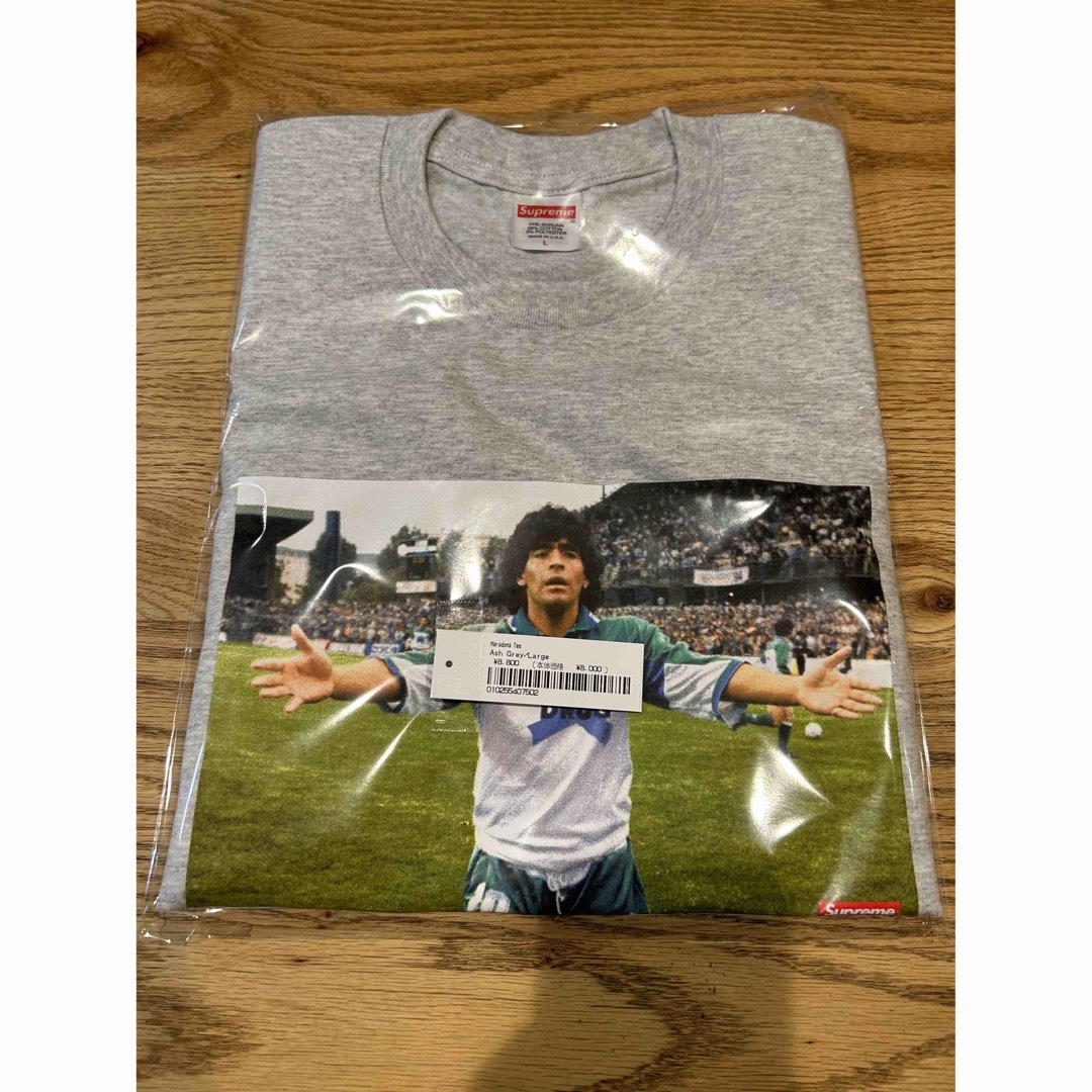 Supreme(シュプリーム)のsupreme  Maradona Tee 早い者勝ち　即完売 メンズのトップス(Tシャツ/カットソー(半袖/袖なし))の商品写真