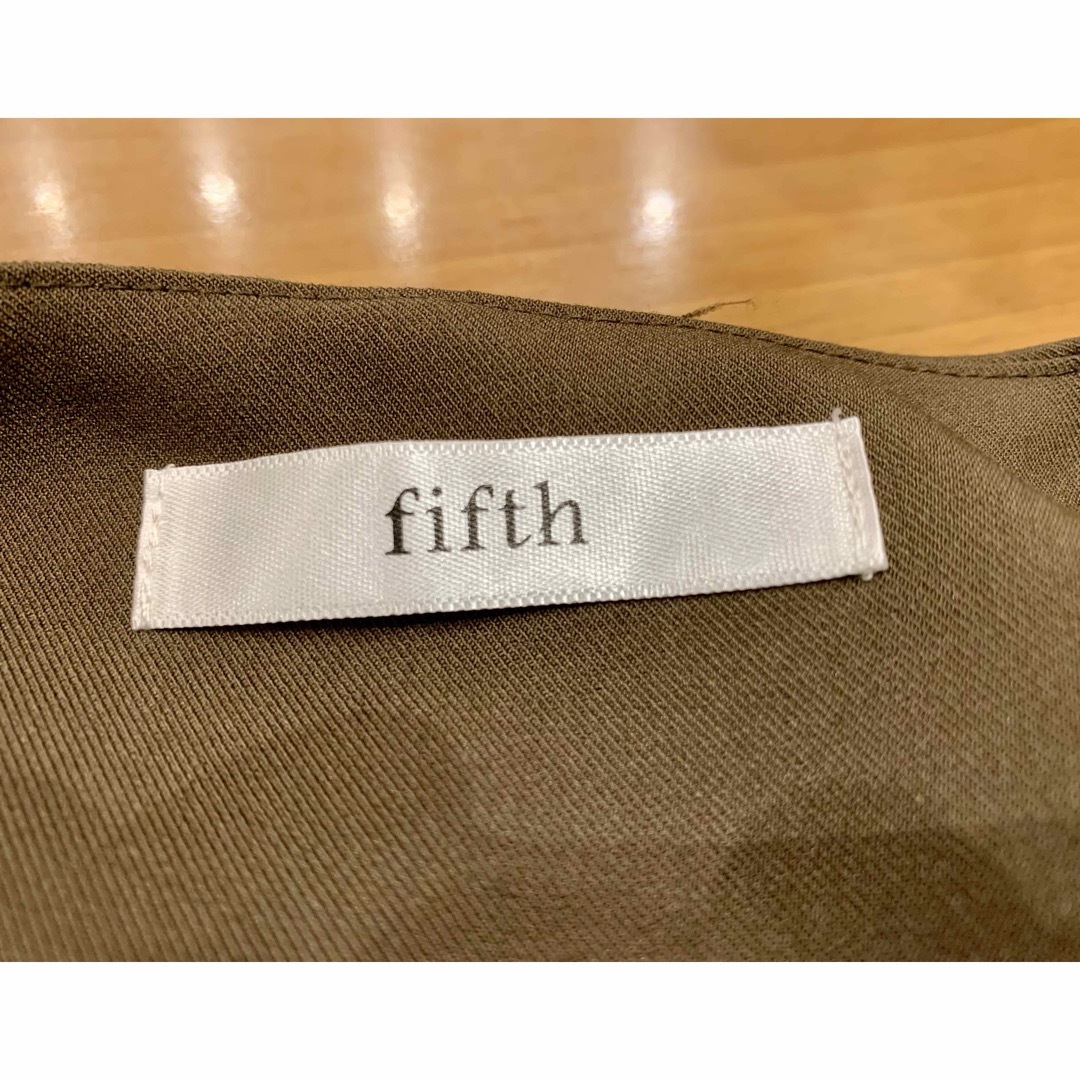 fifth(フィフス)の【fifth（フィフス）】Mサイズ　茶色　ベスト レディースのトップス(ベスト/ジレ)の商品写真