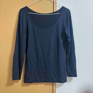 ユニクロ(UNIQLO)のUNIQLO ユニクロ ヒートテック ネイビー Uネック(アンダーシャツ/防寒インナー)