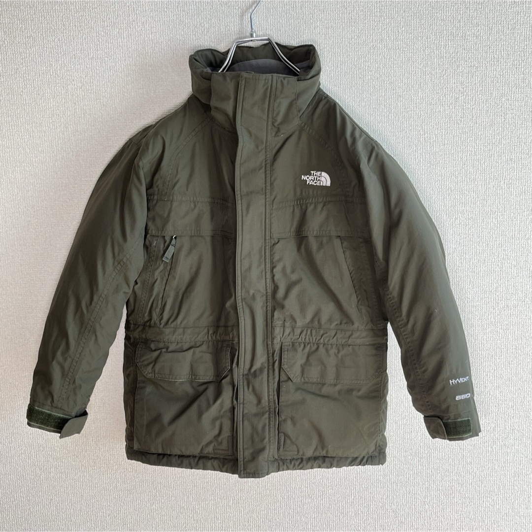 THE NORTH FACE(ザノースフェイス)の【キッズ】ノースフェイス　ダウンジャケット　HYVENT 550フィル　カーキ キッズ/ベビー/マタニティのキッズ服男の子用(90cm~)(ジャケット/上着)の商品写真