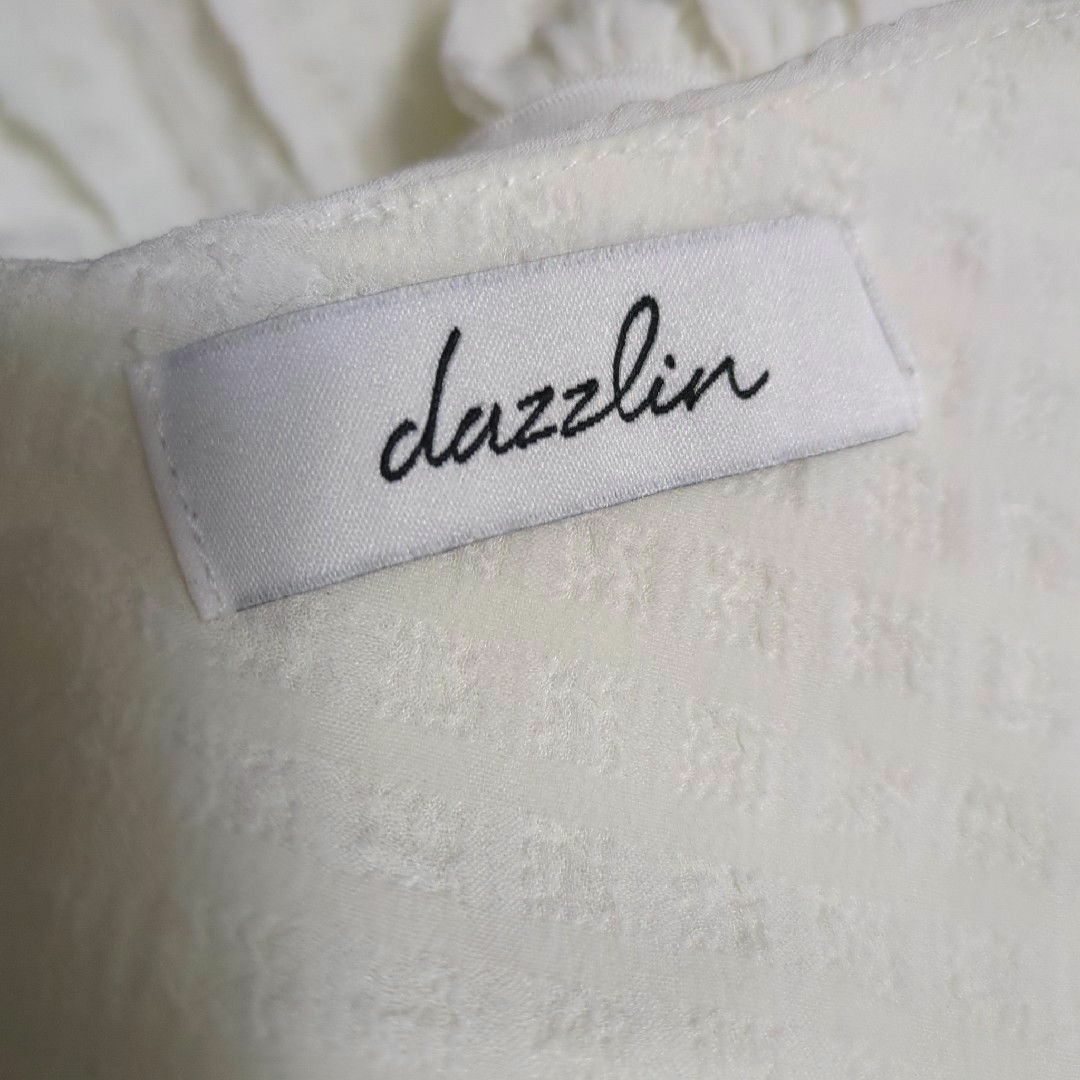 dazzlin(ダズリン)の美品　ダズリン　dazzlin ふんわりリボンワンピース Sサイズ レディースのワンピース(ミニワンピース)の商品写真