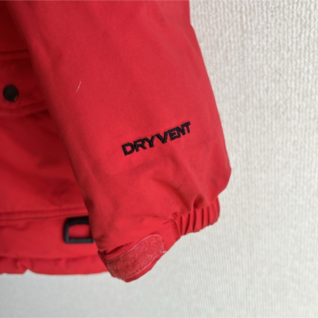 THE NORTH FACE(ザノースフェイス)の【キッズ】ノースフェイス　ダウンジャケット　DRYVENT レッド　キッズ120 キッズ/ベビー/マタニティのキッズ服男の子用(90cm~)(ジャケット/上着)の商品写真