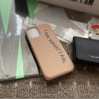 トリプルエー(AAA)の與真司郎 i am what i am スマホケース iPhone12 ベージュ(iPhoneケース)