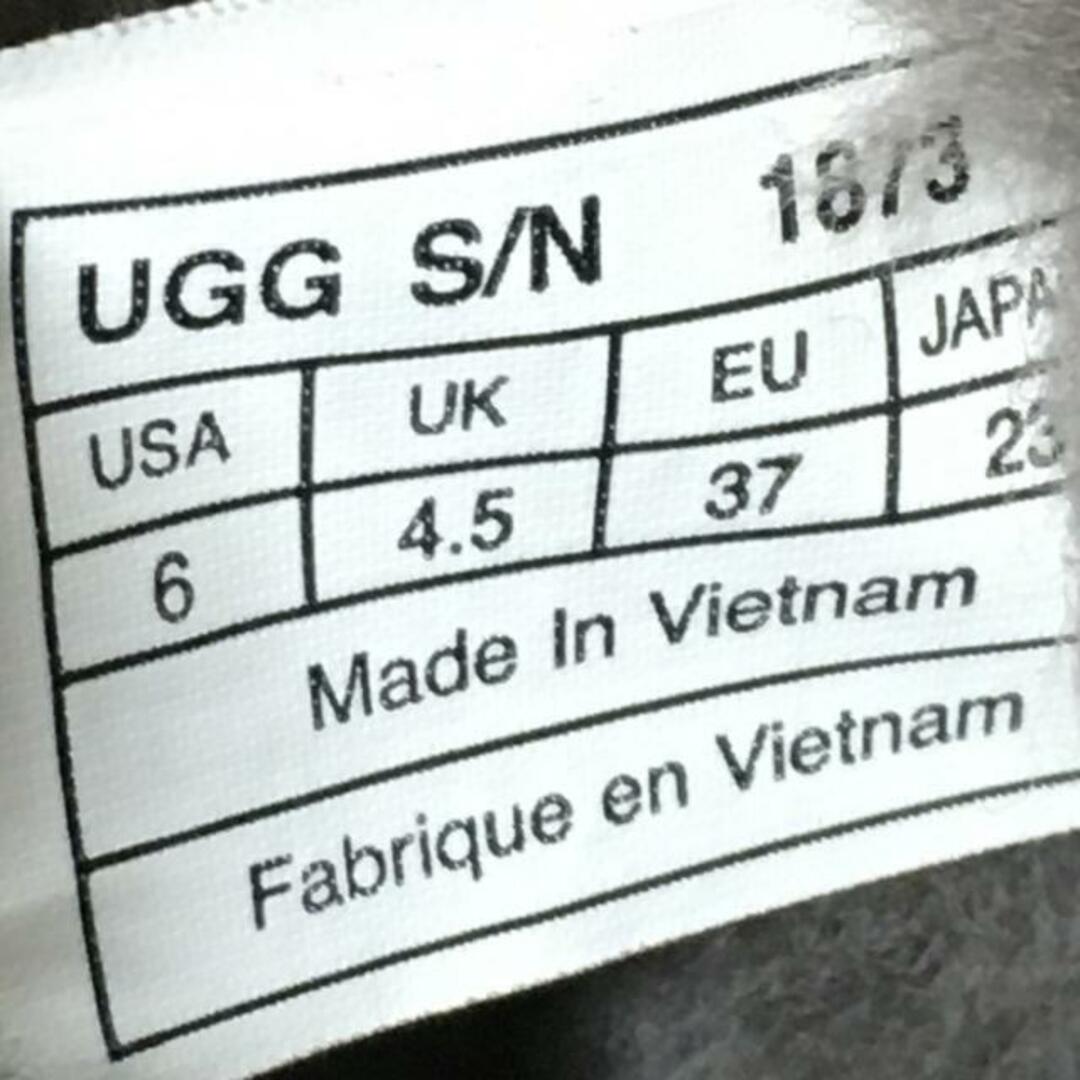 UGG(アグ)のUGG(アグ) ブーツ 23 レディース ベイリーボタン トリプレット 1873 グレー ムートン レディースの靴/シューズ(ブーツ)の商品写真