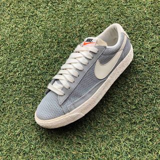 ナイキ(NIKE)の美品23.5 BLAZER LOW ブレザー ロー スエードVNTG HW807(スニーカー)