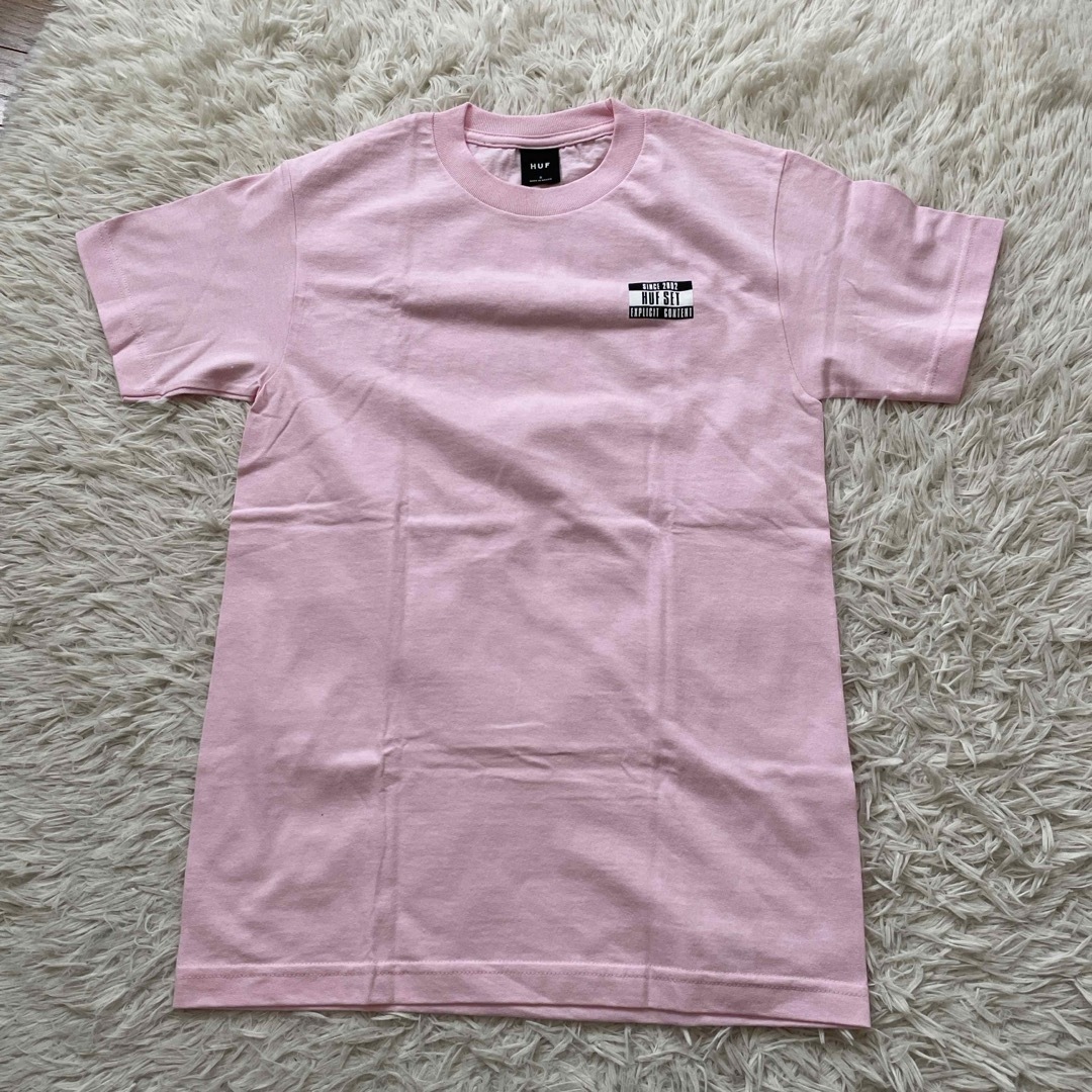 HUF(ハフ)のハフ　HUF 半袖トップス　サイズS ピンク　未使用 メンズのトップス(Tシャツ/カットソー(半袖/袖なし))の商品写真