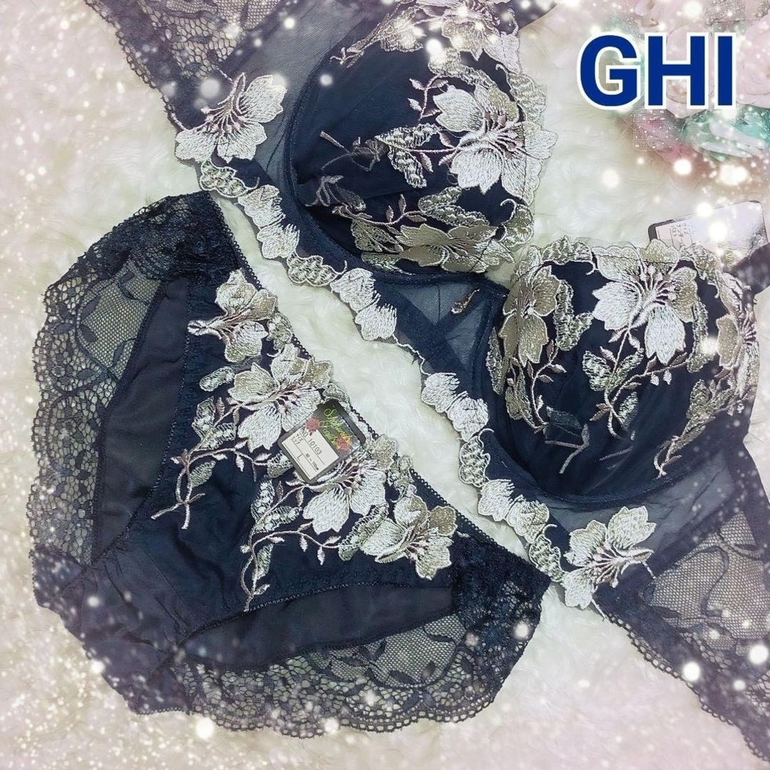 GHI❤ネイビー✨サイドレース/グラジオラス ブラ＆ショーツセット レディースの下着/アンダーウェア(ブラ&ショーツセット)の商品写真