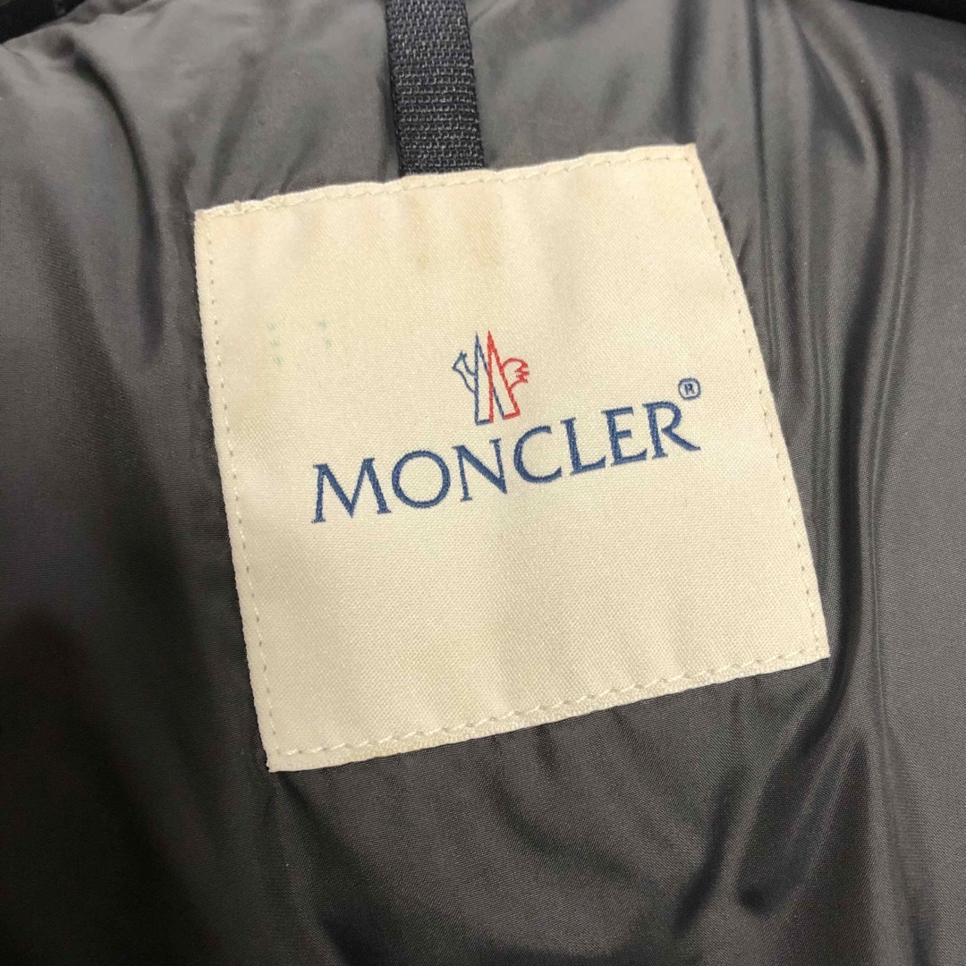 MONCLER(モンクレール)のモンクレール ダウン ファー付きフード レディース 00 レディースのジャケット/アウター(ダウンジャケット)の商品写真