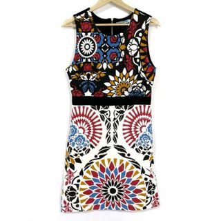 デシグアル(DESIGUAL)のDesigual(デシグアル) ワンピース サイズL レディース美品  - 黒×白×マルチ クルーネック/ノースリーブ/ひざ丈/花柄(その他)