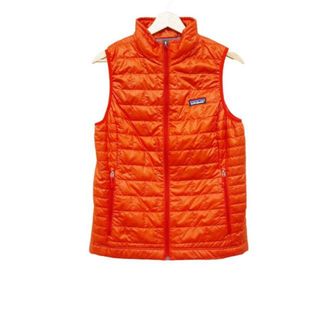 パタゴニア(patagonia)のPatagonia(パタゴニア) ベスト サイズM レディース美品  - オレンジ ジップアップ/中綿(ベスト/ジレ)