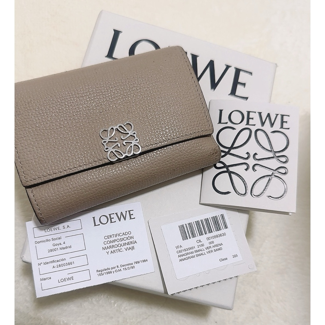 LOEWE(ロエベ)のロエベ財布 レディースのファッション小物(財布)の商品写真